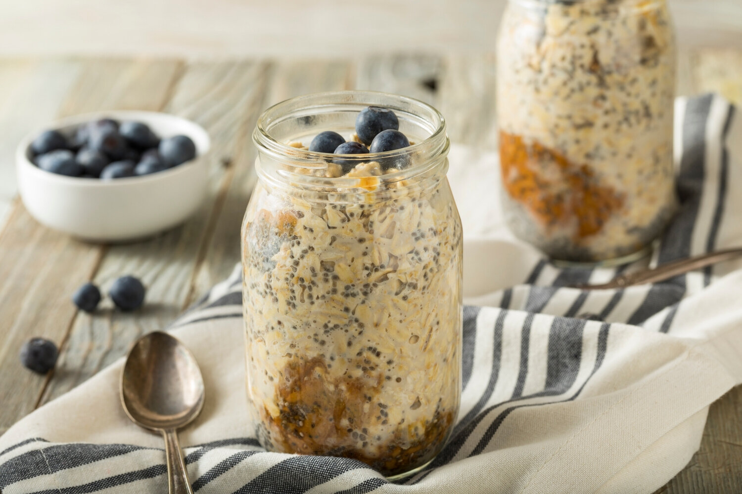 5 Easy and Healthy Overnight Oats Recipes
