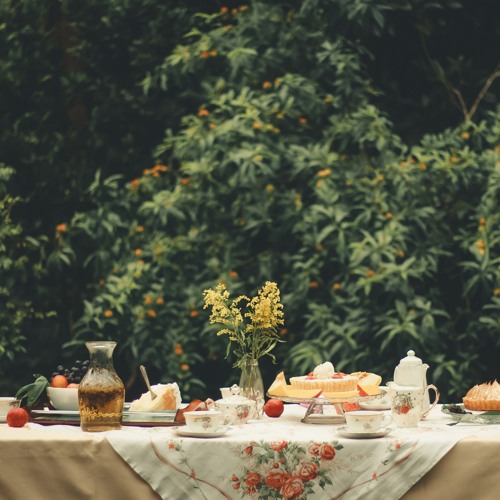 garden party with apples, rustic decor, and warm-toned table setting