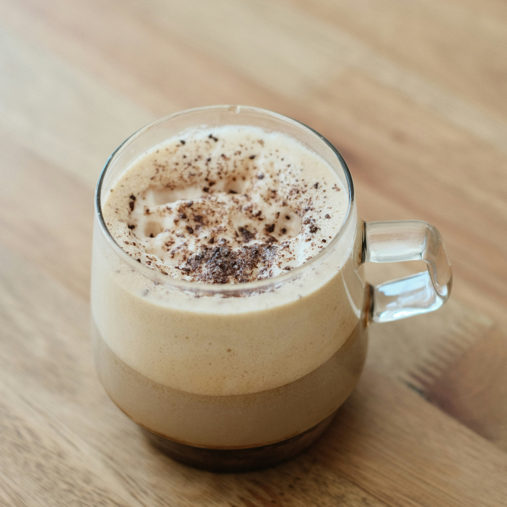 Creamy London Fog tea latte made with Earl Grey, vanilla, and steamed milk served in a ceramic mug.