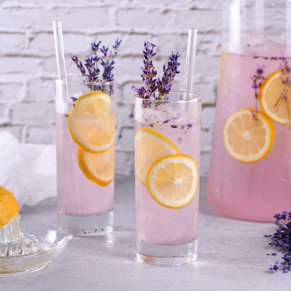 Earl Grey lavender iced tea with lemon wheels and dried lavender.