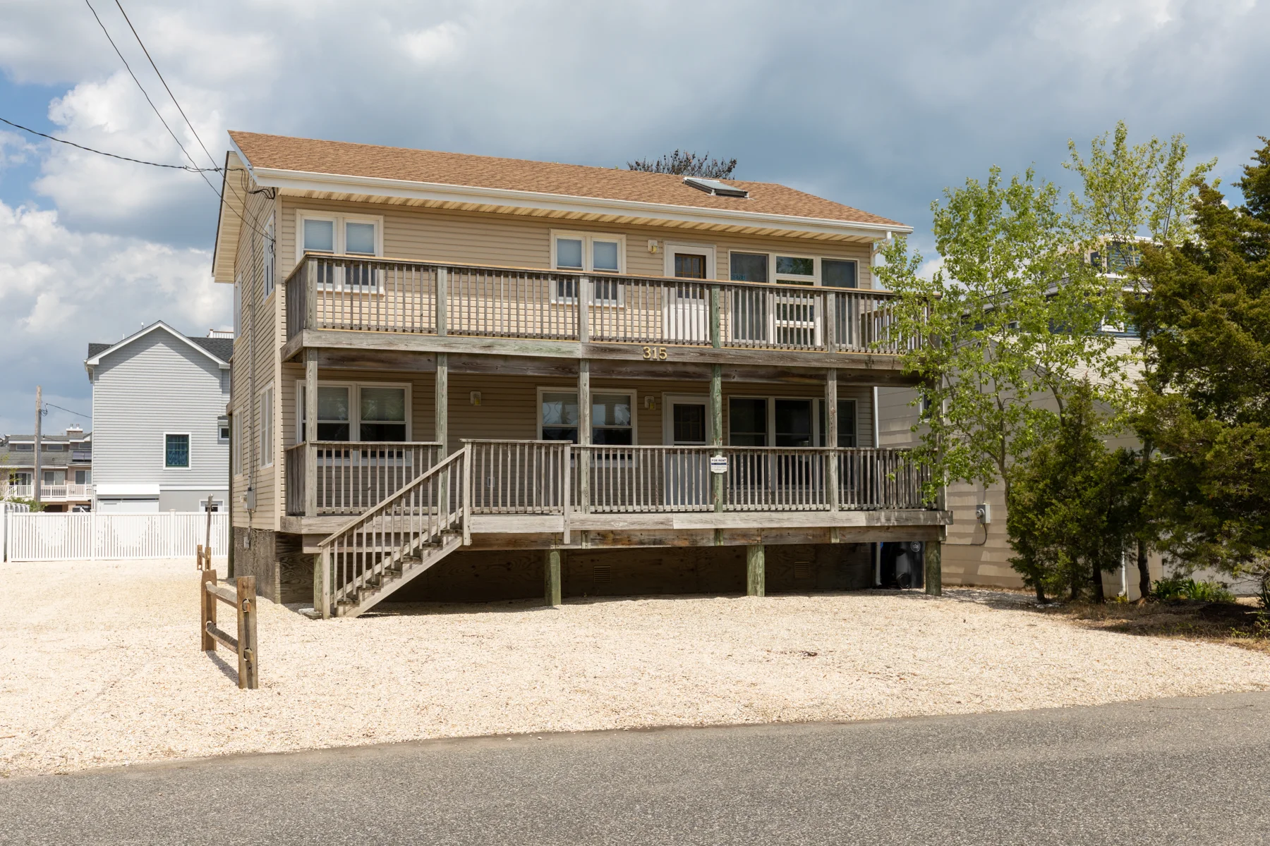 Wallpaper 315 Pelham For iPhone