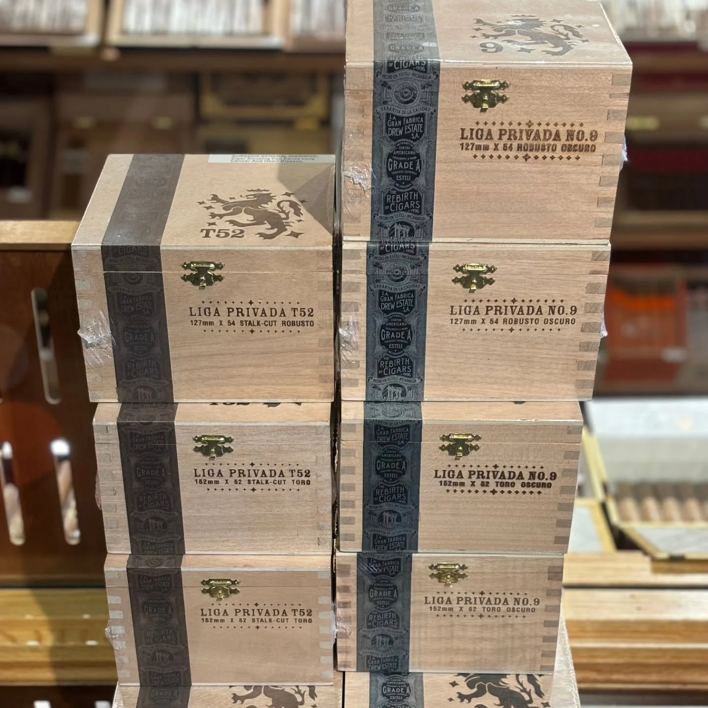 The shelves are stocked, but Liga Privada from @drewestatecigar never last long. Stop by to get yours before they're gone! 

#restock #nowsmoking #drewestate #DE4L #ligaprivada #premiumcigars #drewestatecigars #CigarSmokers #cigarlounge #twincities #