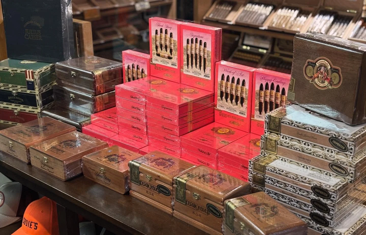 More product showing up every day! Padron restock and Rare Pinks in the house!
•
•
•
#cigar #cigars #cigarlifestyle #cigaraficionado #cigarians #cigarlife #cigarlover #cigarculture #minnesota #minneapolis #stpaul #twincities #stillwate