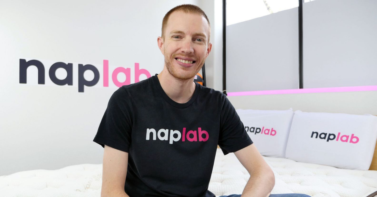 Ep201: Choosing the Right Mattress: Tips for Improved Sleep Quality and Comfort with Derek Hales