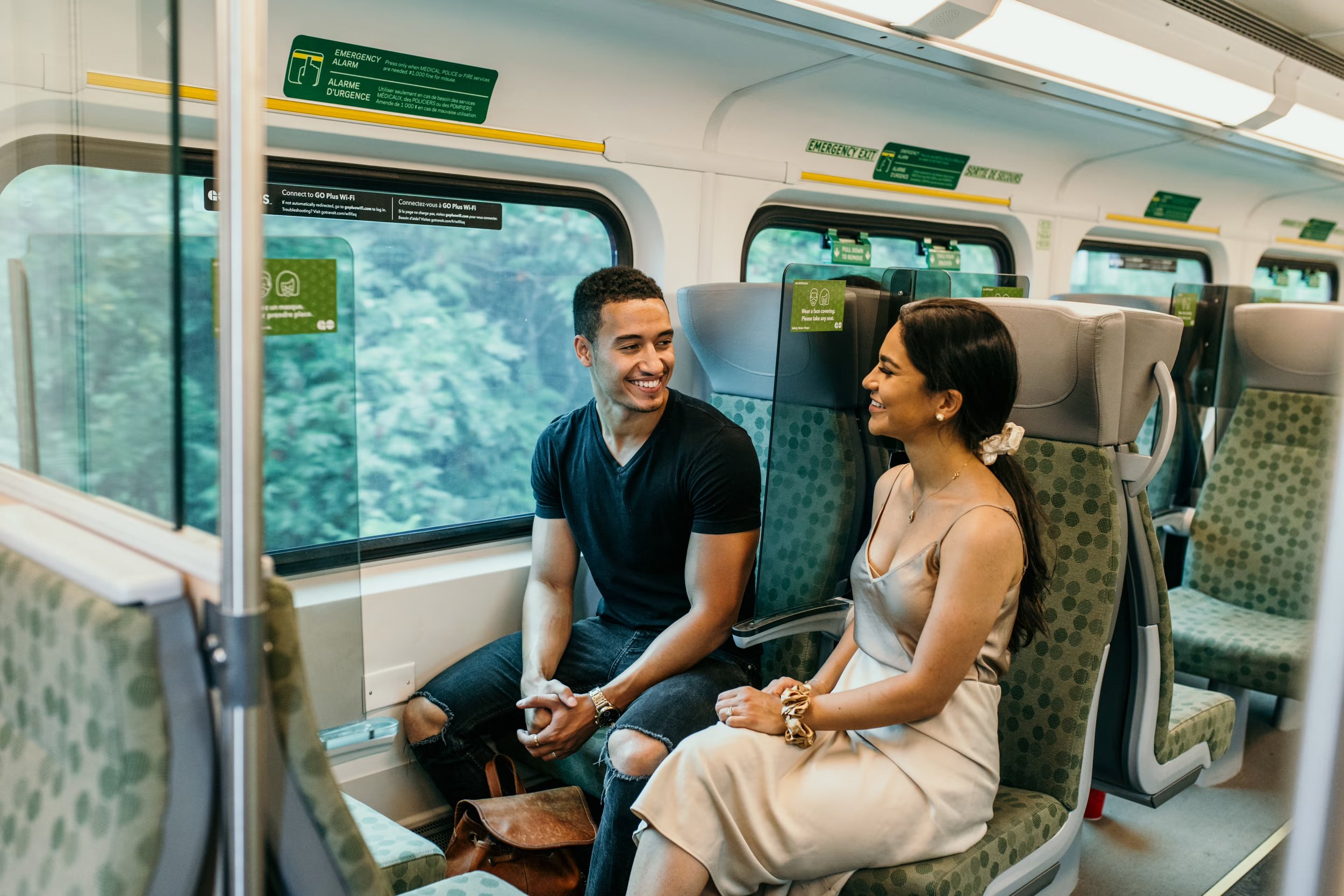 Rob-Anzit-Photography-Ontario-Canada-Burlington-Metrolinx-Train-Station-Couple-Traveling-54_-_Copy.jpeg