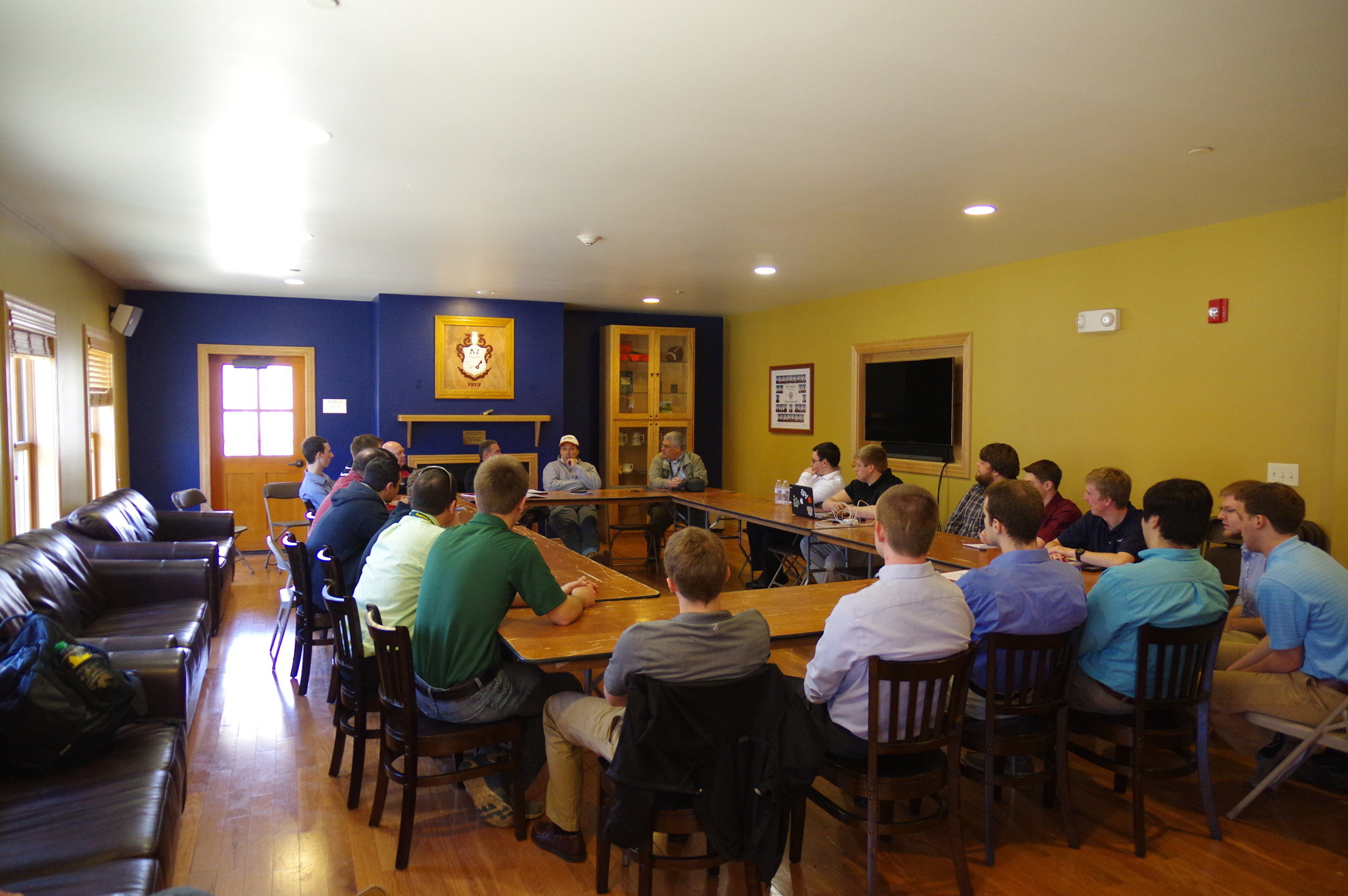 Alumni Corporation 2016 Minutes of Annual Board Meeting