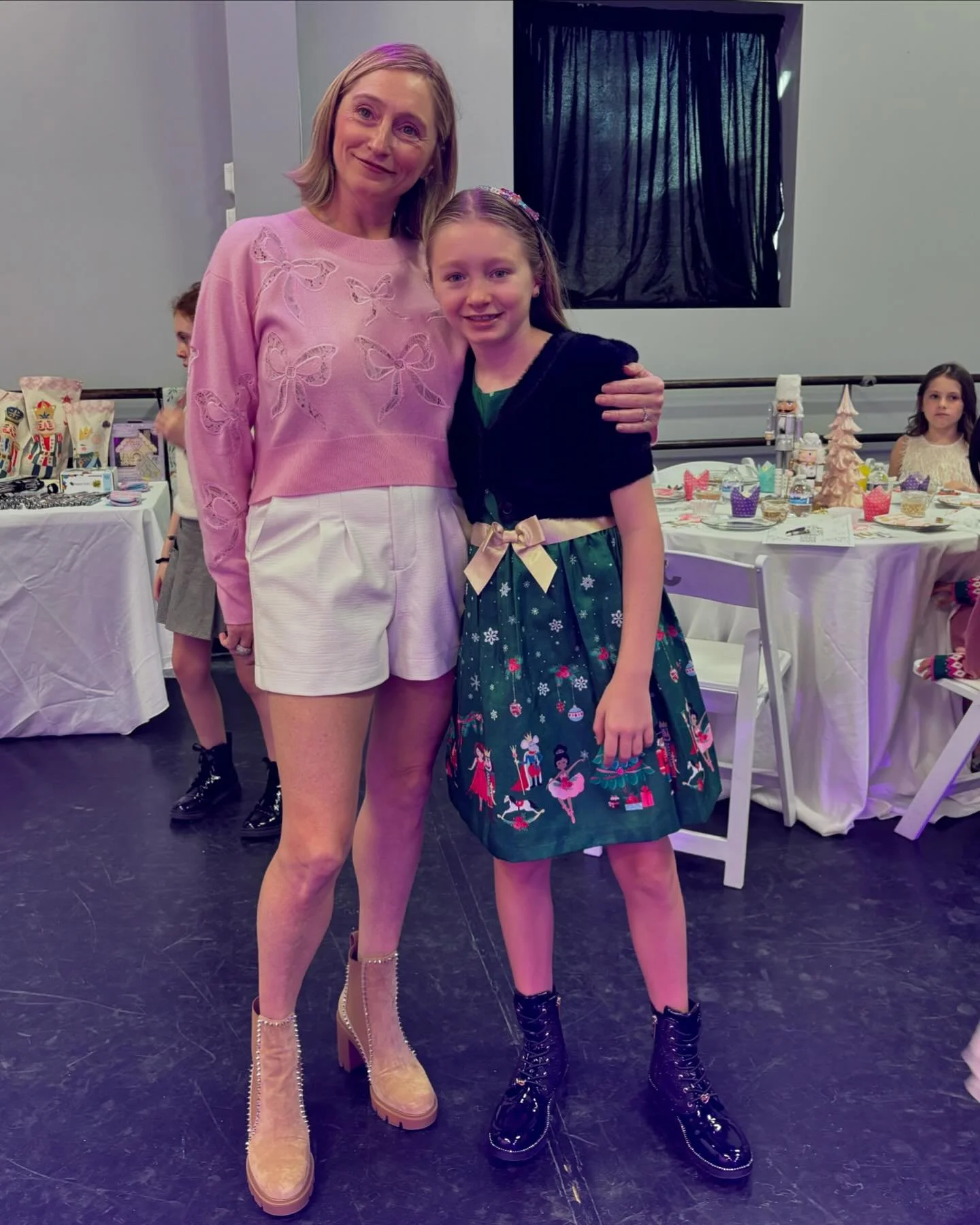 UDC Highlights from Sugarplum tea and treats party 2024, Part 2

Thank you to all the parents, teachers, staff and volunteers who made it possible ✨✨✨✨✨