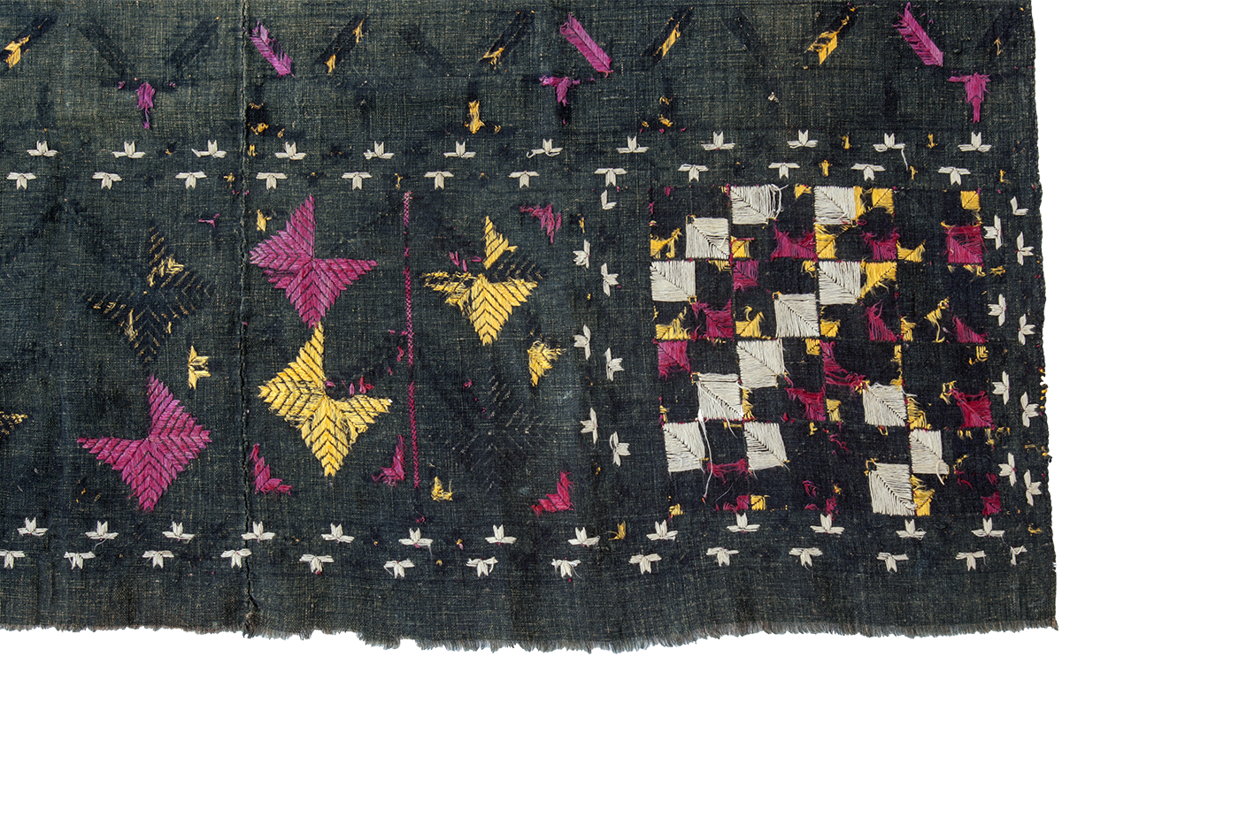 EARLY 19th CENTURY PHULKARI