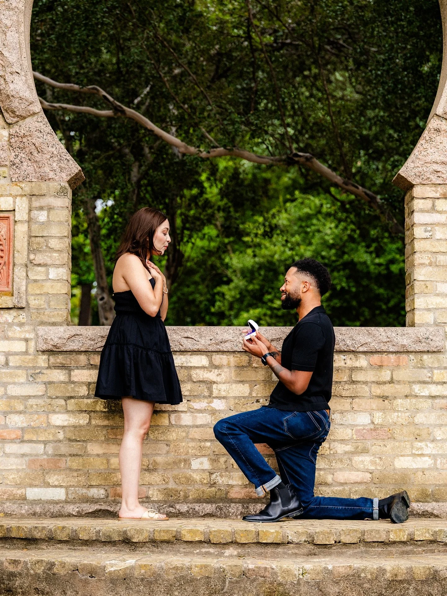 He led her through the rain-kissed gardens of Zilker, heart pounding, umbrella in hand&hellip; and just when she thought it was just a walk, he dropped to one knee 💍🌧️ Capturing that moment &mdash; in love, in drops, in pure surprise &mdash; was ev
