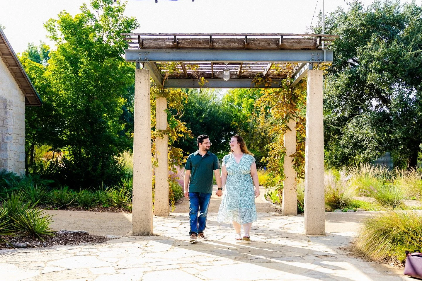 Love in bloom 🌼✨
The gardens were glowing, the air was soft, and their future felt so sure. @wildflowercenterevents 

#WildflowerCenter #AustinEngagementPhotos #TexasEngagement #AustinWeddingPhotographer #FlowerFields #EngagementInspo #HillCountryEn