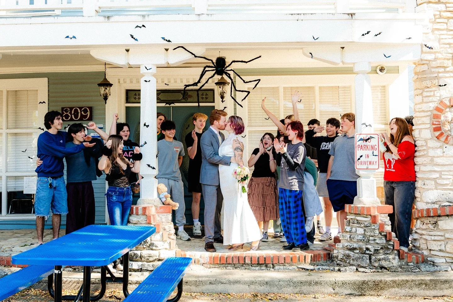 A courthouse &ldquo;I do&rdquo; and then straight to the place where she pours her heart every day. 🤍📚
Her students cheering for their teacher as a bride might be the sweetest thing ever.
Love, community, and a day full of joy &mdash; that&rsquo;s 