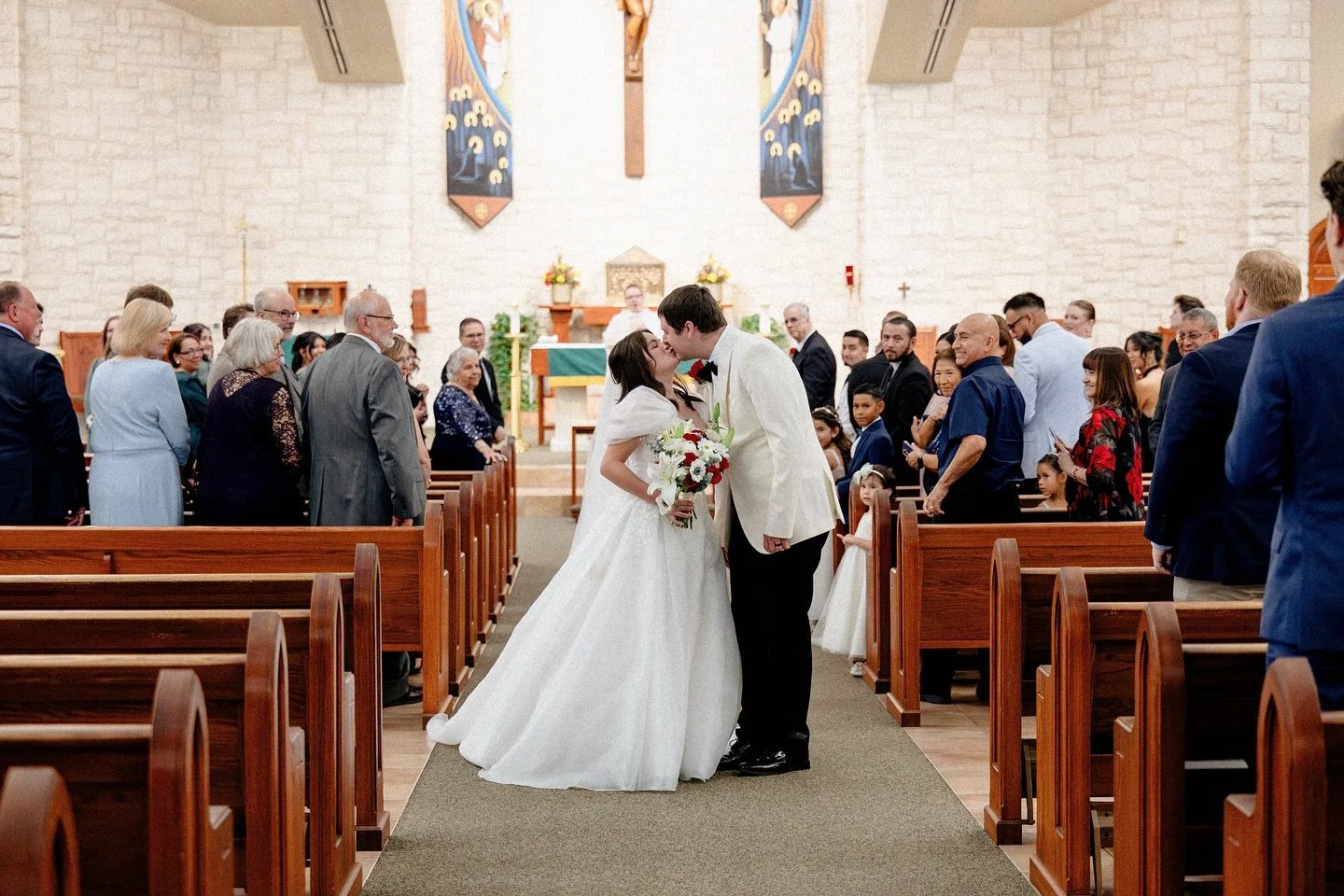 A sacred &ldquo;I do&rdquo; in the quiet beauty of their church, followed by a night of dancing under Texas skies. 🤍✨
From vows to celebration &mdash; this day was pure joy.
Venue: @myenchantedranch
Coordinator: @socalvows
HMA: @gabriellejuliett_art