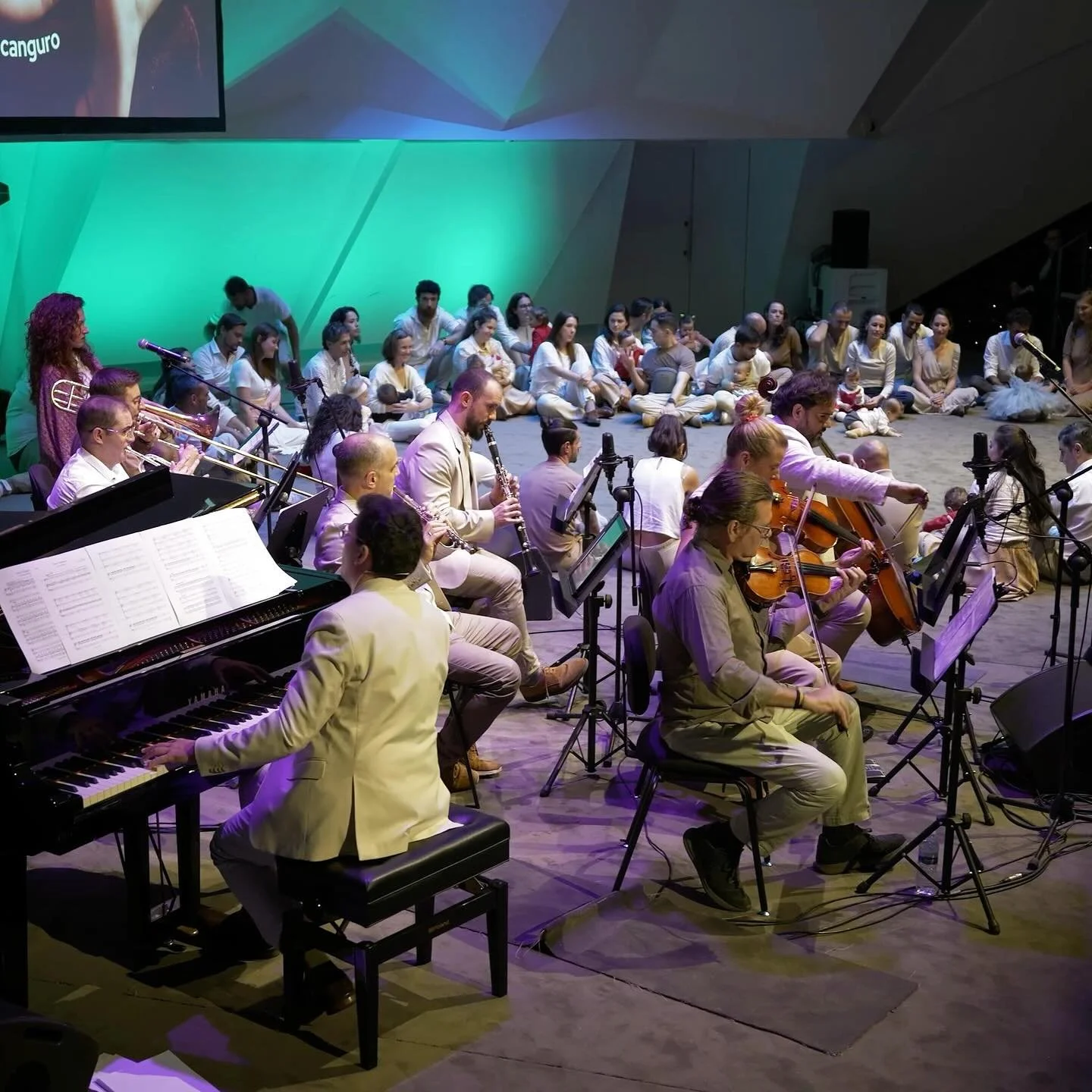 &iexcl;Hola a todos! Os compartimos dos grandes noticias con las que hemos abierto el a&ntilde;o:

1️⃣ La pasada Temporada Grandes Oyentes 2025 ha recibido el apoyo del &aacute;rea de cultura de la Comunidad de Madrid @culturacmadrid obteniendo la me