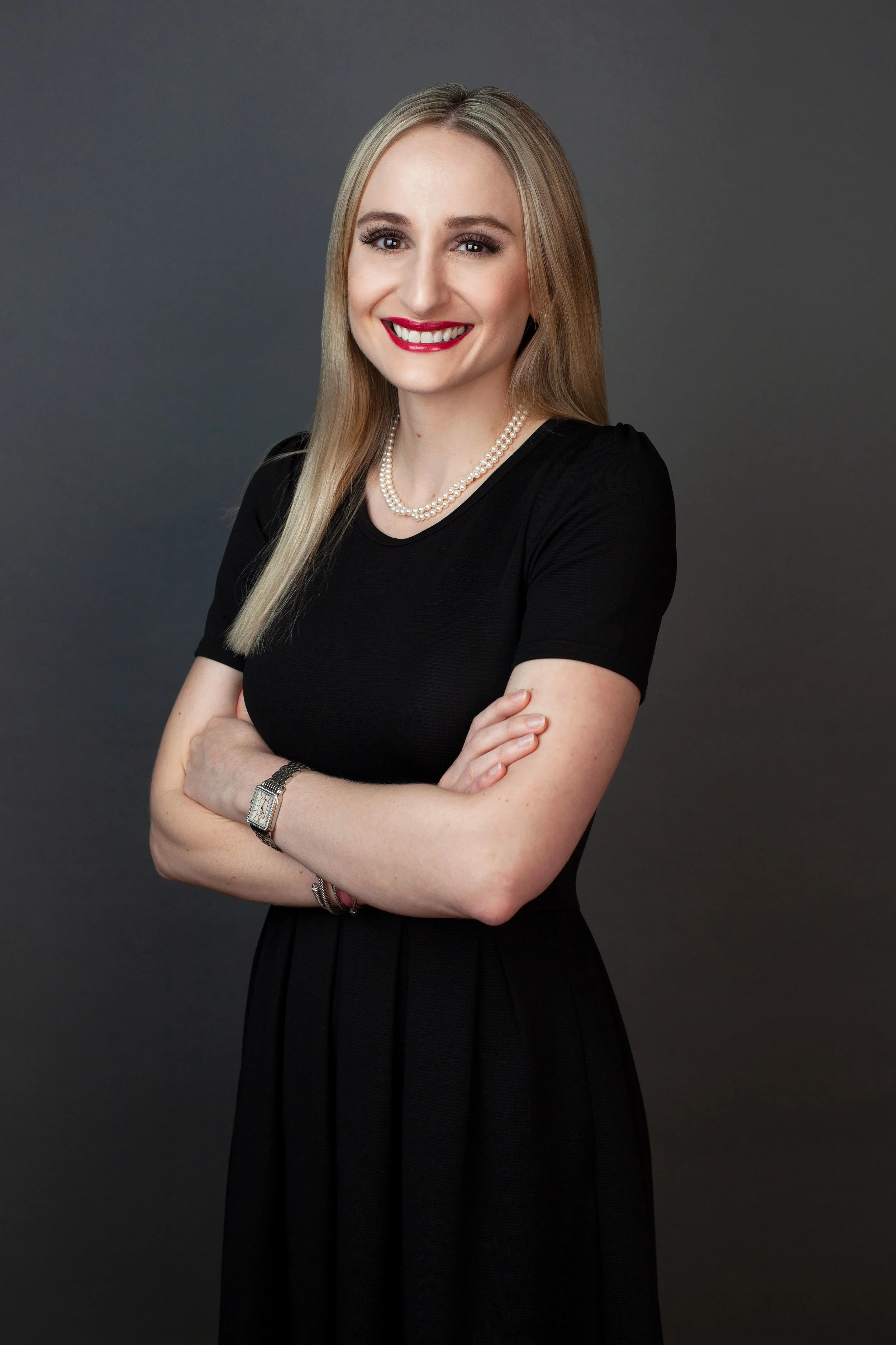 HILLARY HOLDSWORTH Managing Associate Attorney Contact and Bio