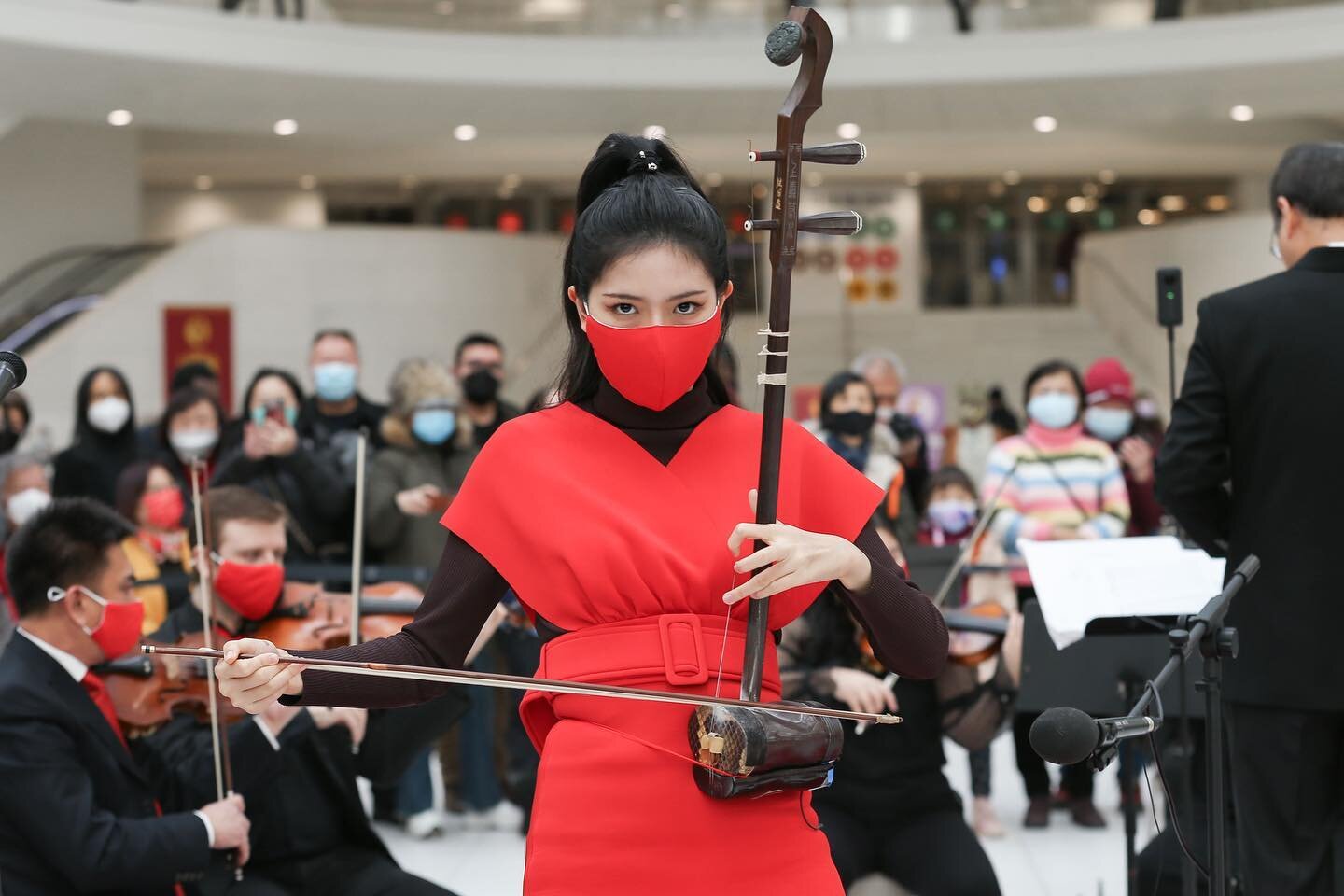 We were delighted to have Erhu Player Chen Yimiao @miaomiaoerhu at the Oculus Musical Performance. 

Photo: @theblancstudios

WTC Instagram: @_wtcofficial
WTC Twitter: https://twitter.com/_WTCOfficial
WTC Facebook: https://www.facebook.com/TheWorldTr
