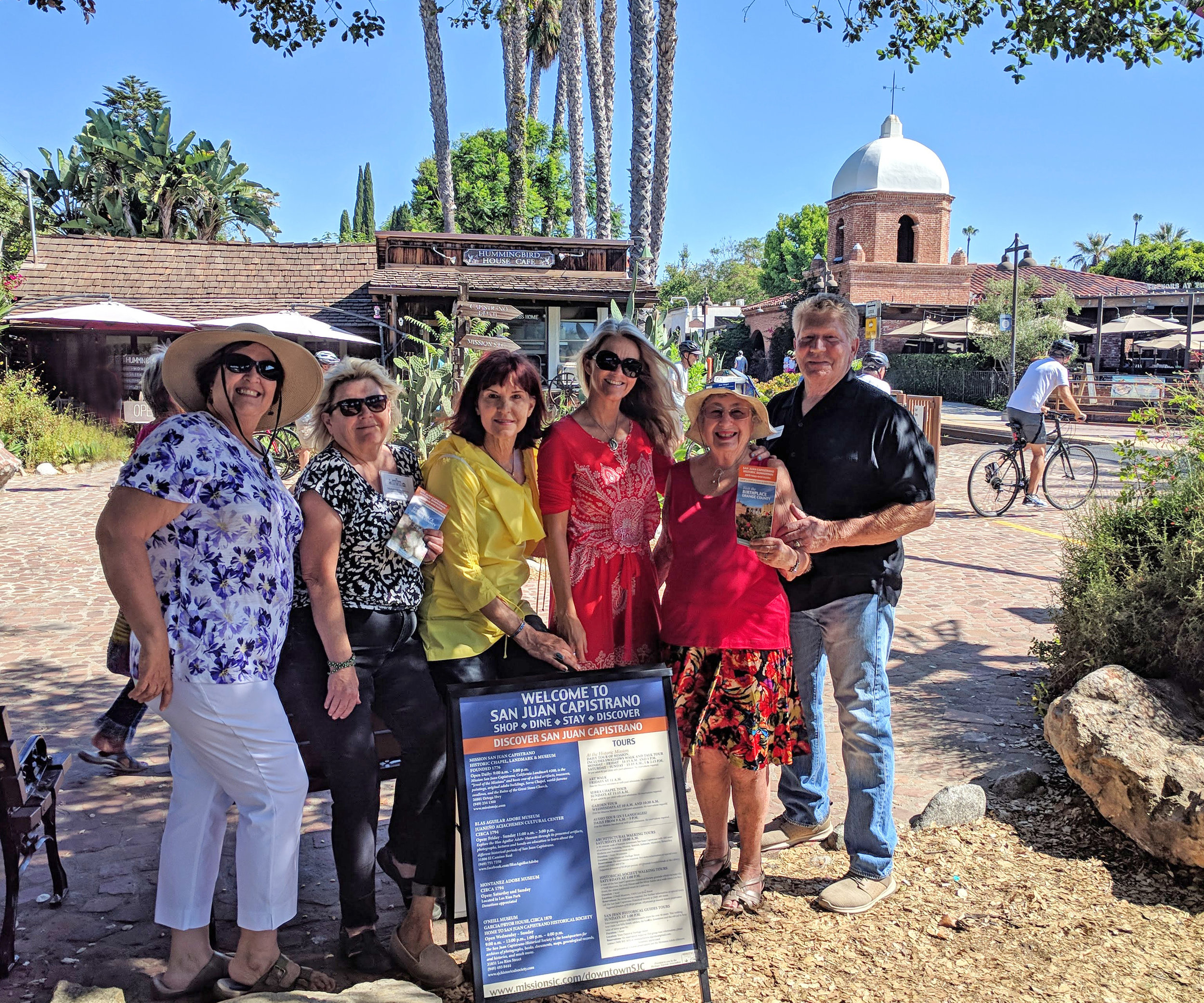ArchTourGuides7-27-19adjcrp512.jpg