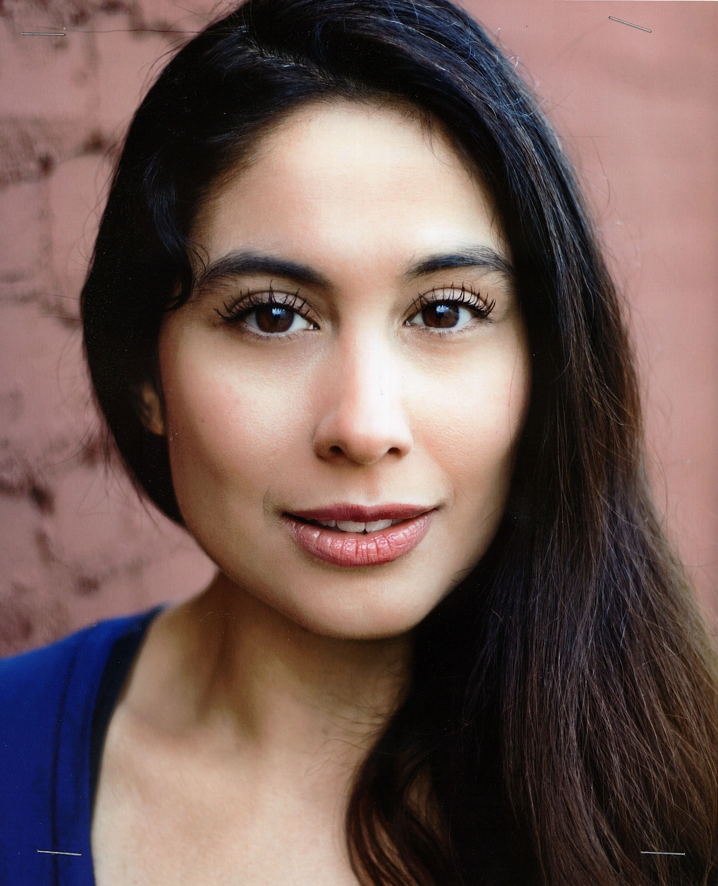 Stephanie Cleghorn Jasso as Ellen