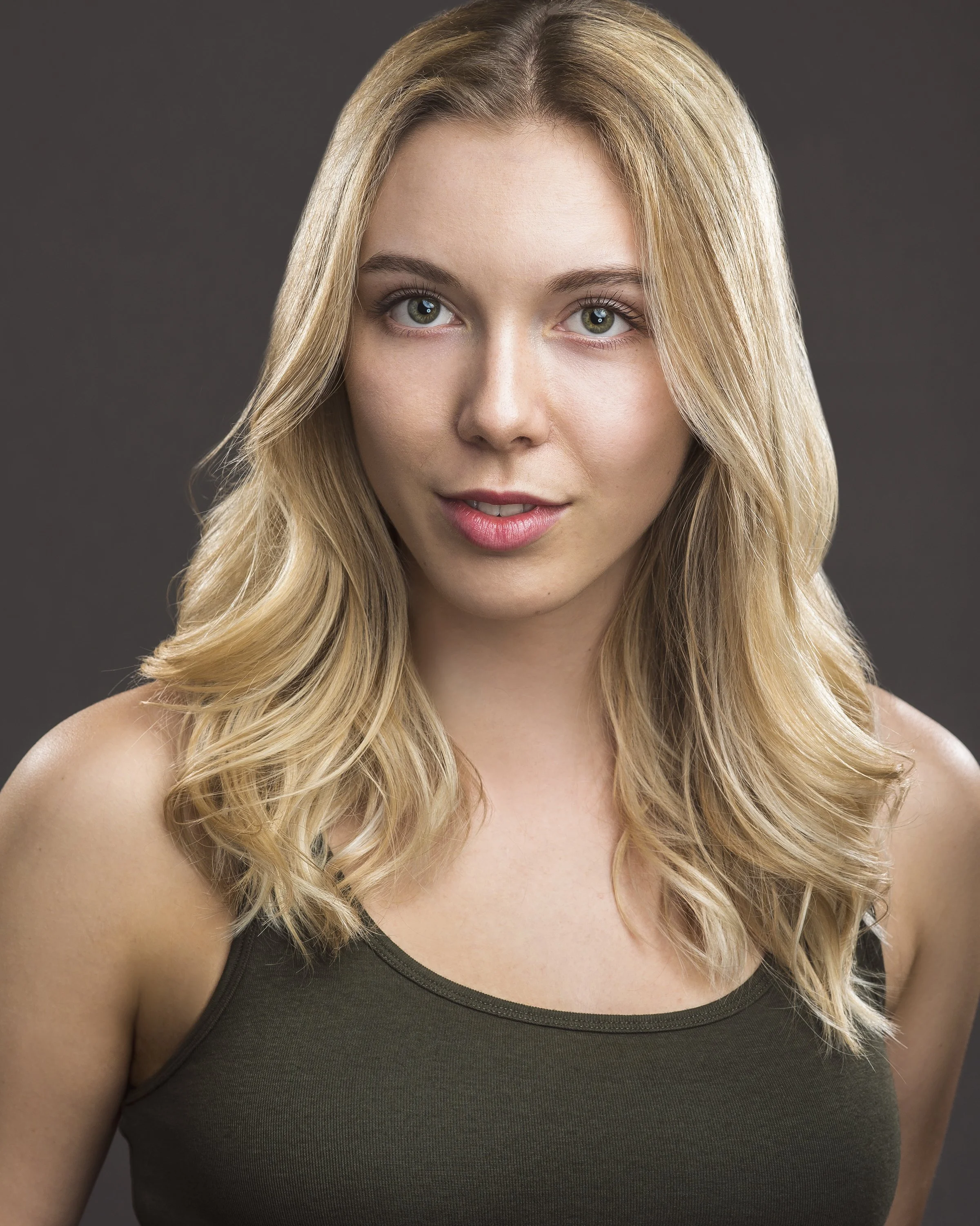 Amber Rossi - Felicité/Lady Lucia