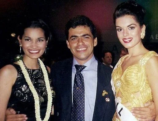 Miss Universe 1998 Coronation Ball