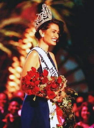First walk as Miss Universe 1997