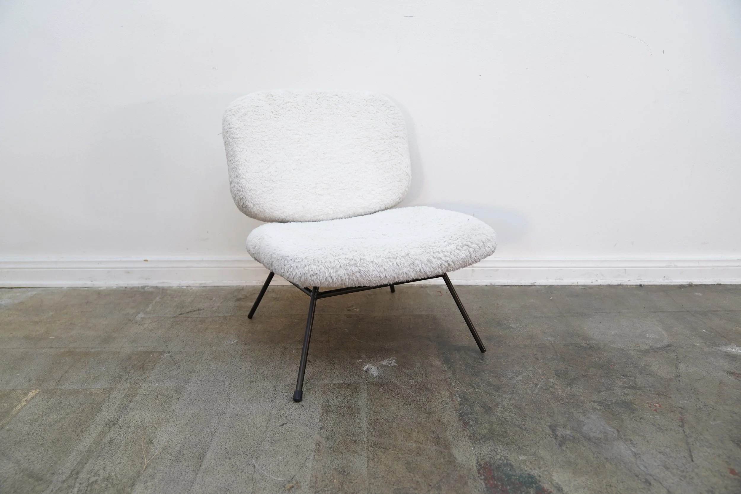 Lulu & Zelda Swivel Accent Chair Stylish and Versatile