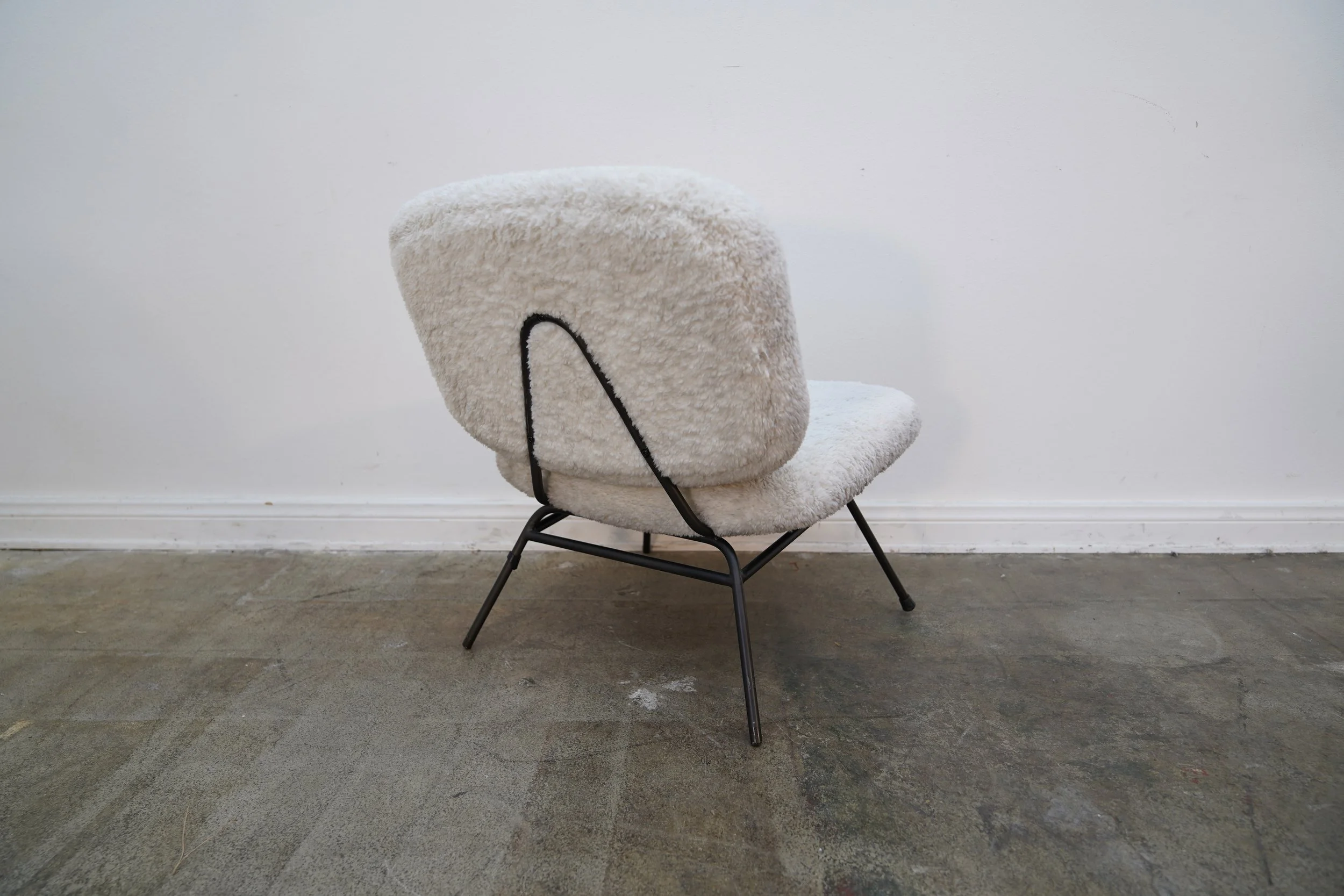 Lulu & Zelda Swivel Accent Chair Stylish and Versatile