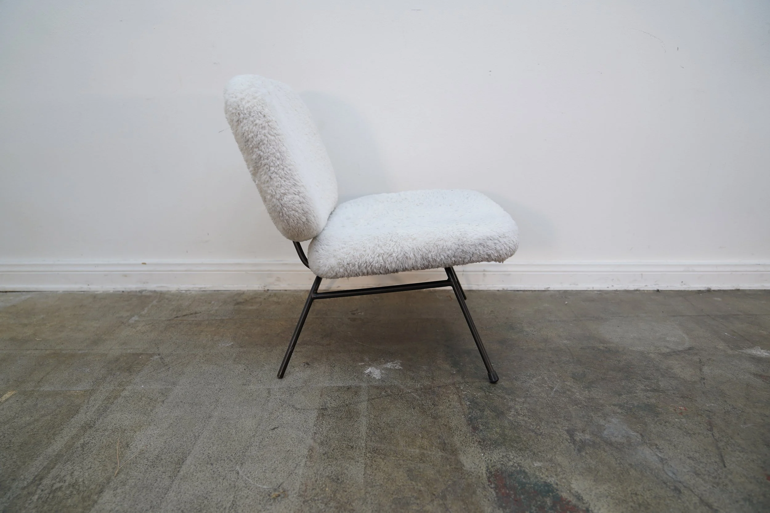 Lulu & Zelda Swivel Accent Chair Stylish and Versatile