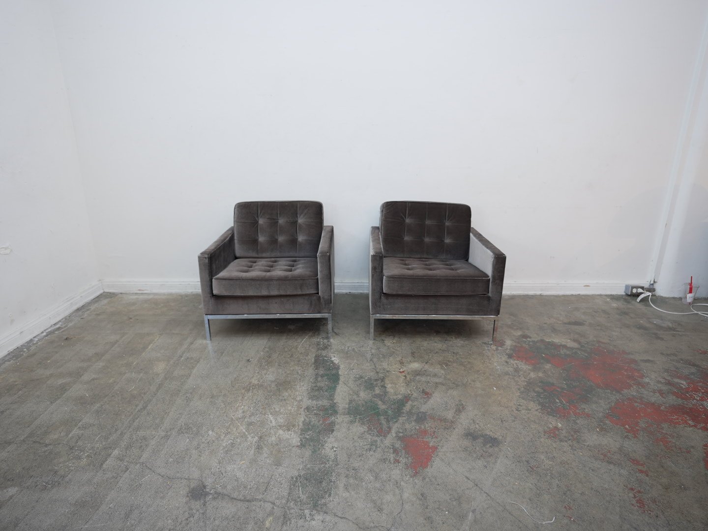 Florence Knoll Lounger Chair in Brown Velvet (We have 2)