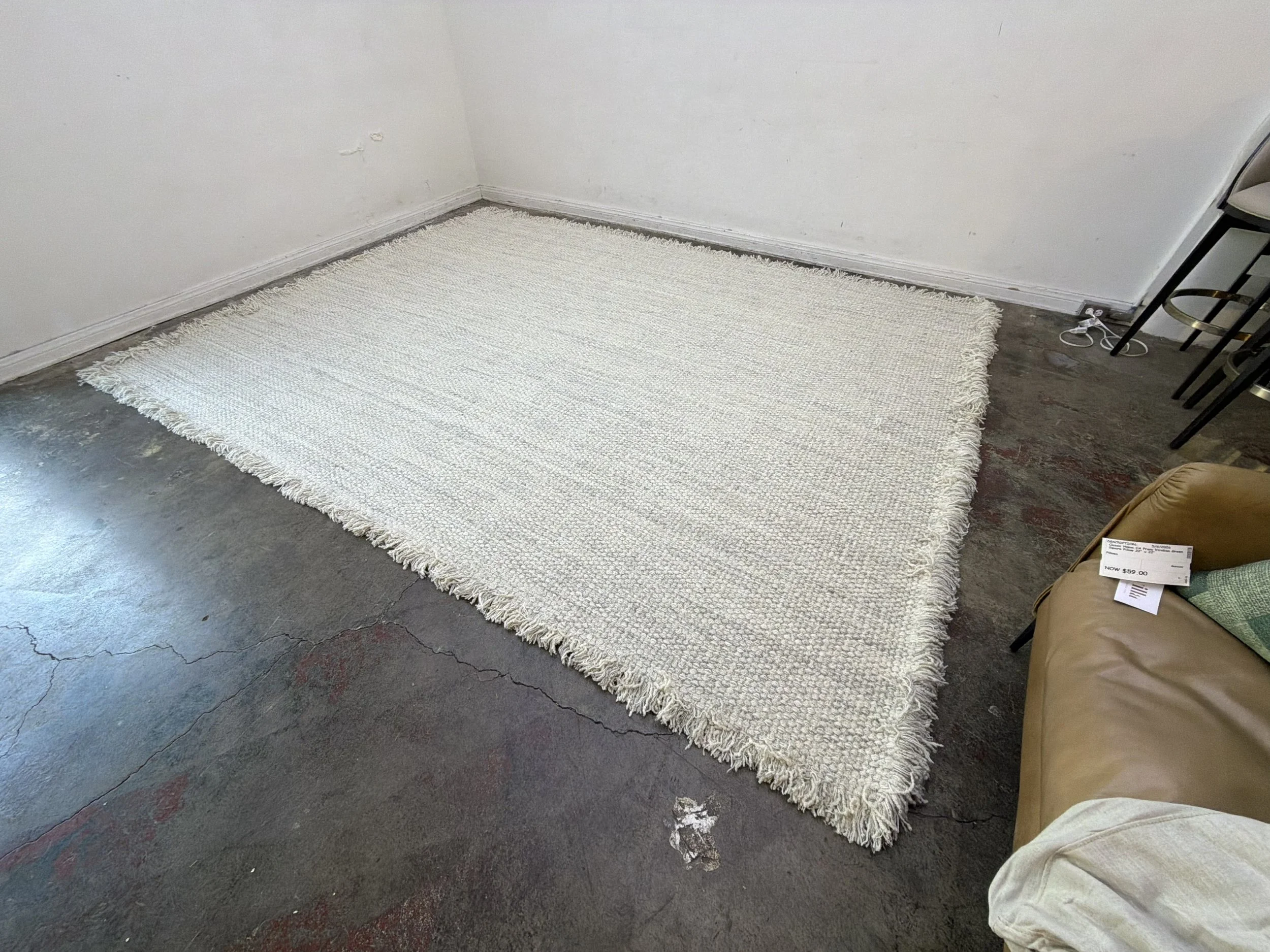 Classic Home Bradbury Wool Rug - Ivory
