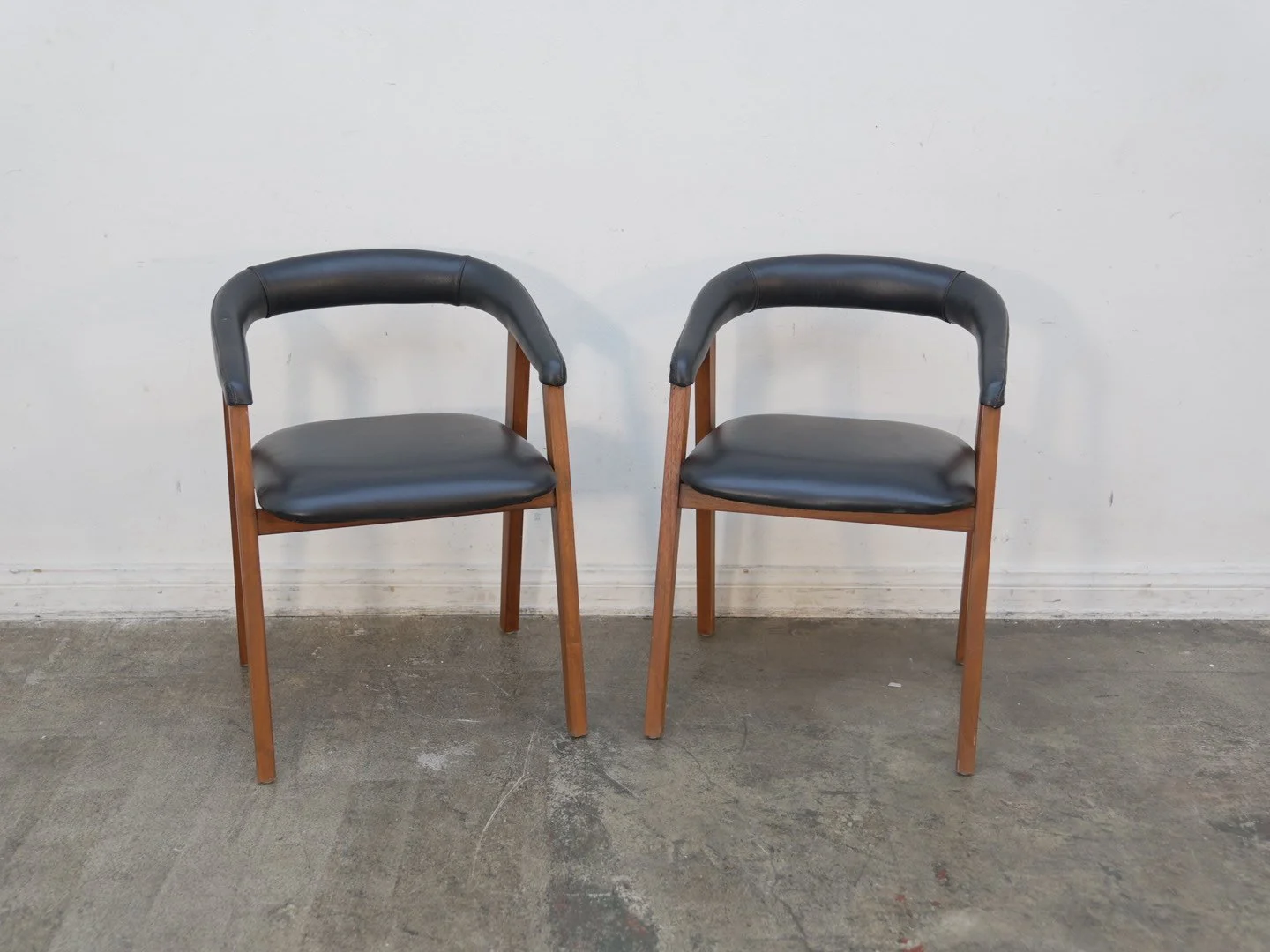 Set of 2 Black Faux Leather Curved Back Side Chairs