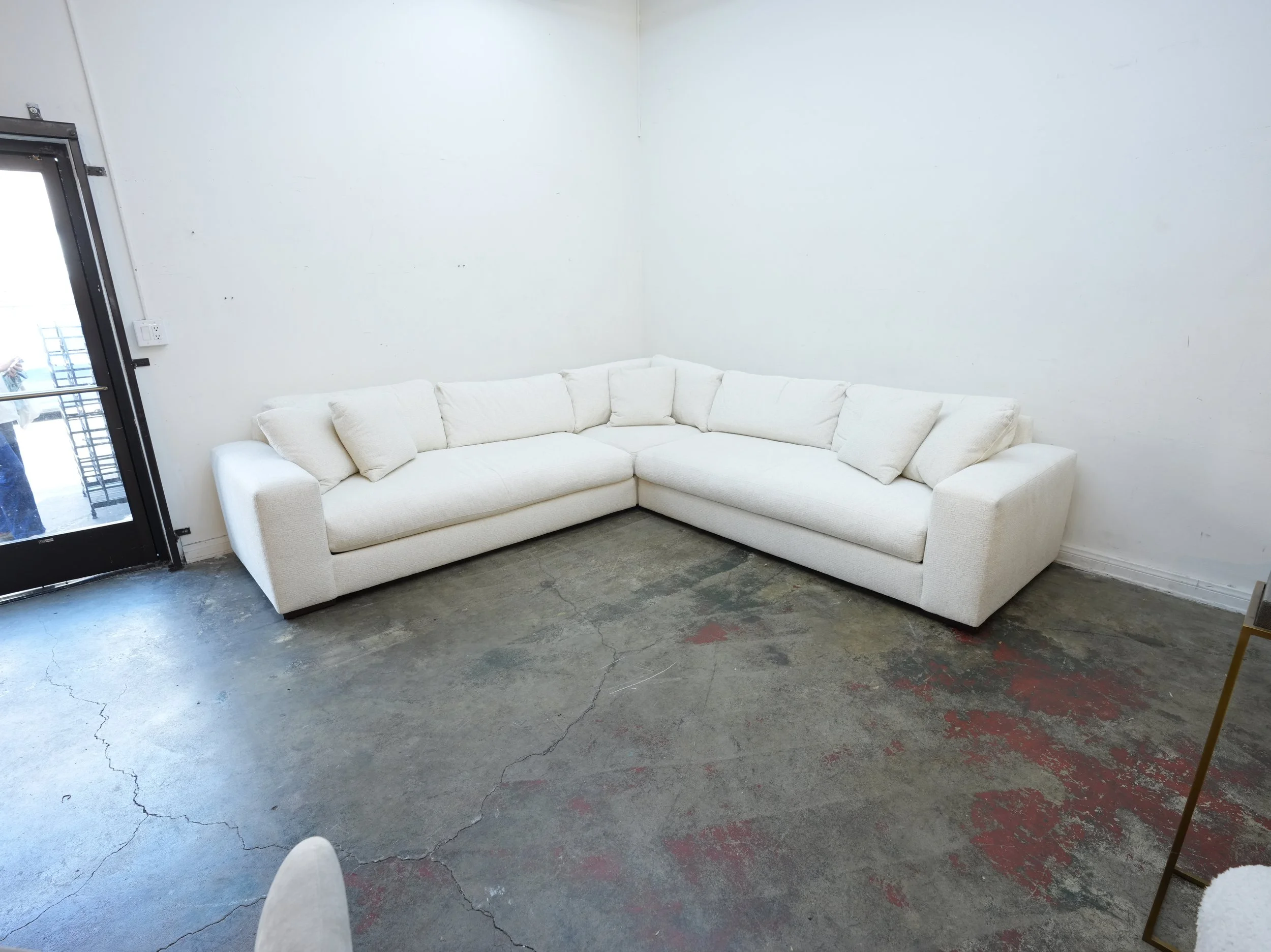 Rowe Furniture Maddox 3-Piece Sectional – Oatmeal Beige
