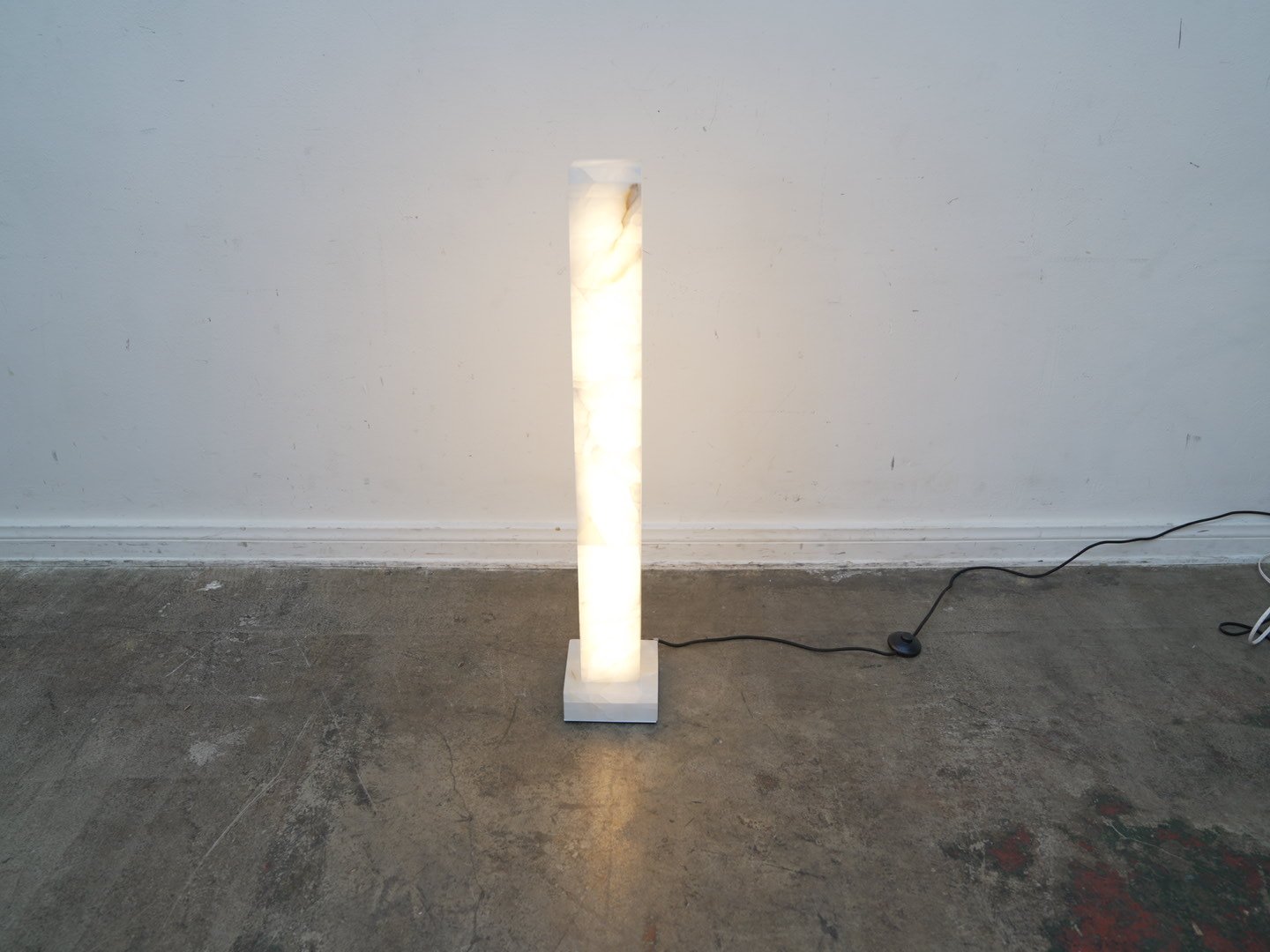 Timothy Oulton Frozen Floor Lamp in  Pearly Quartz (MEDIUM)