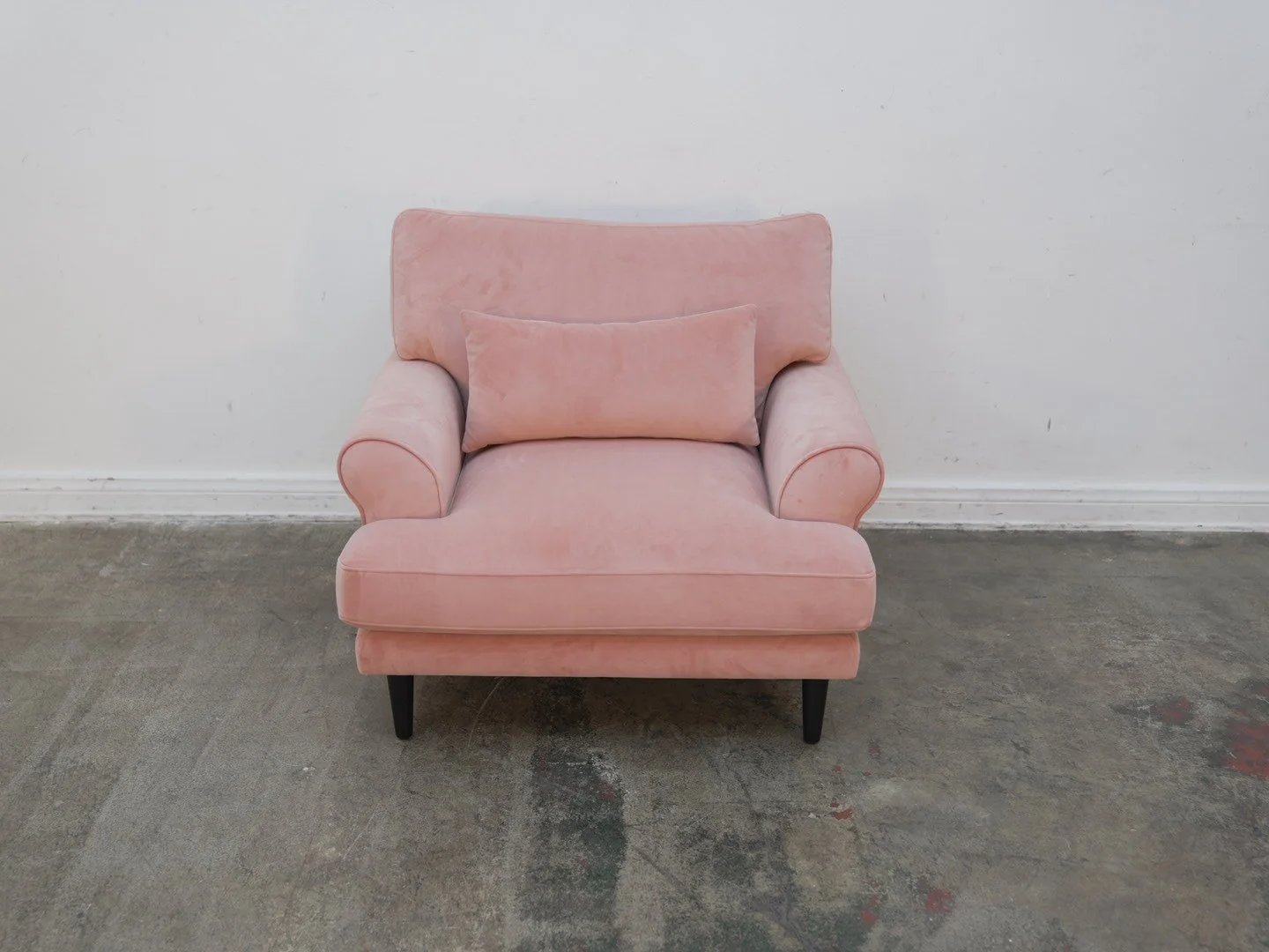 Maxwell Accent Chair Pink Velvet