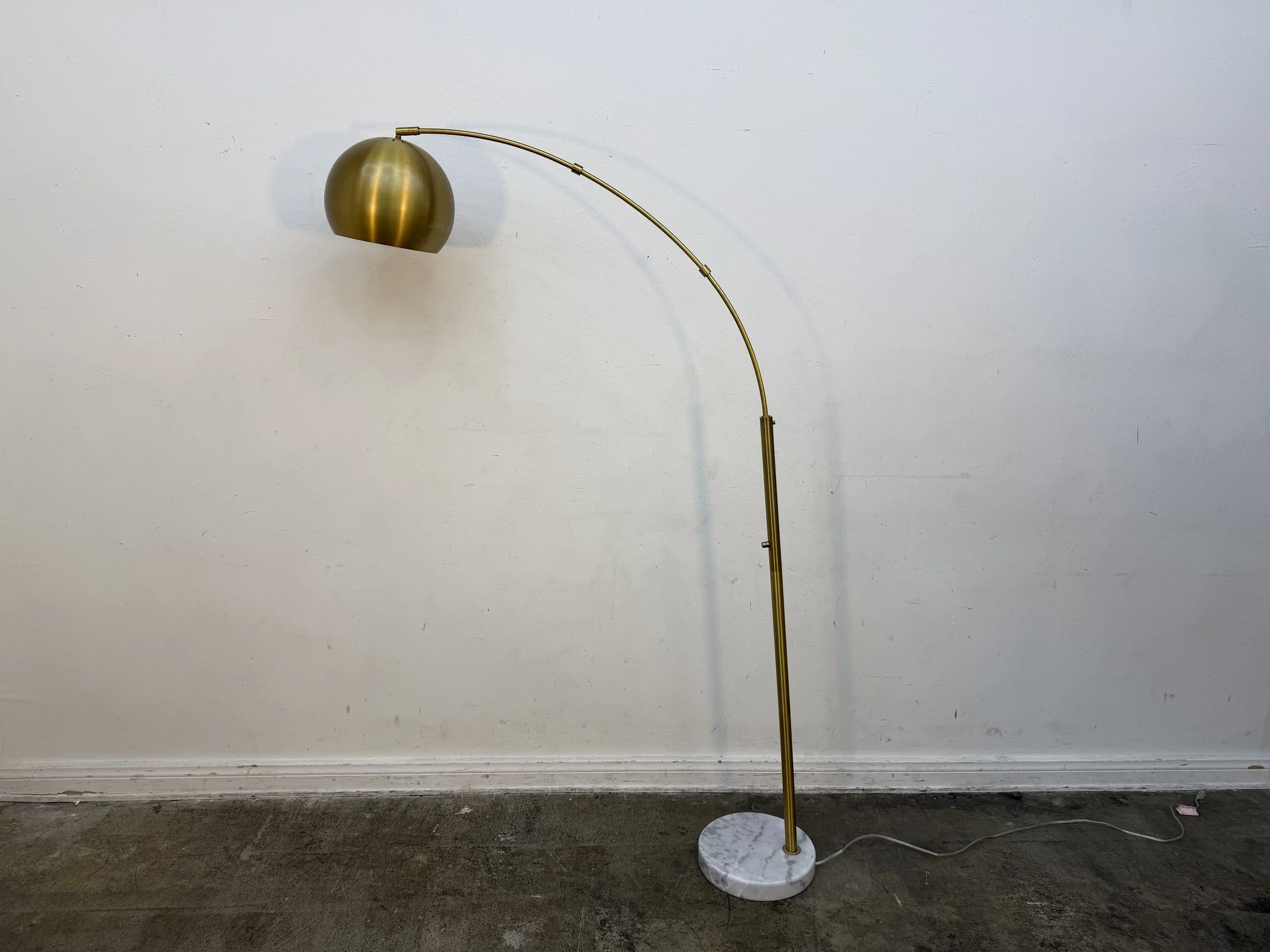 Gold Metal Arc Floor Lamp