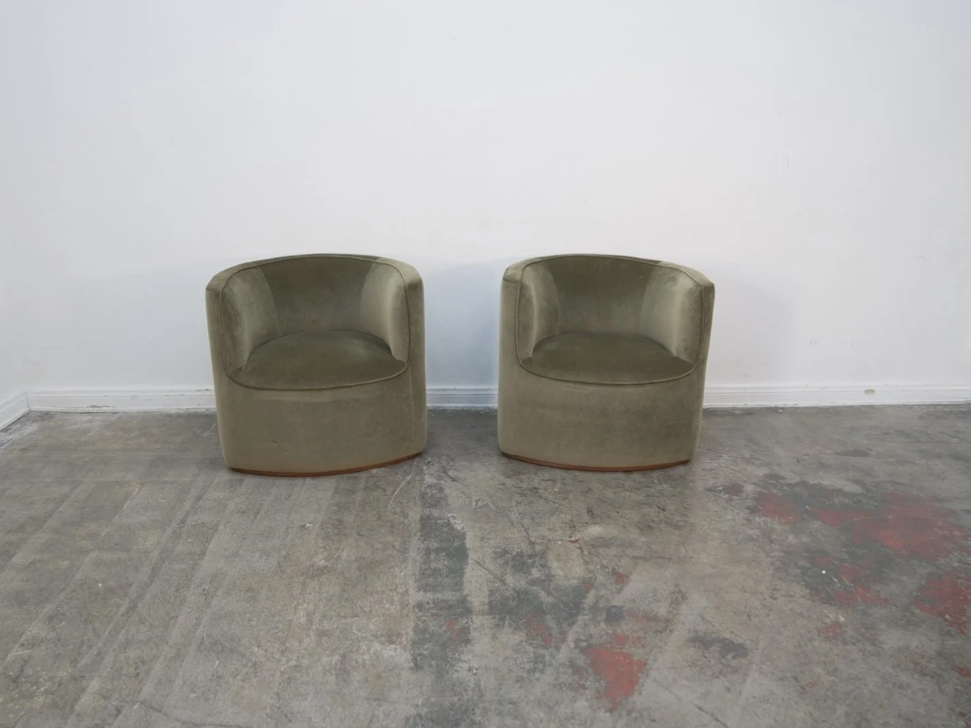 Haynes Accent Chair in Olive (Only 1 Left)