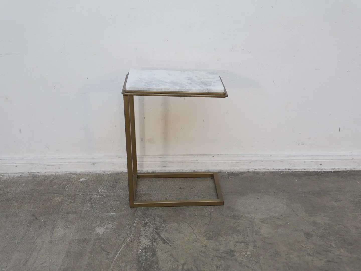 Marble Over Hang Side Table w/ Gold Base