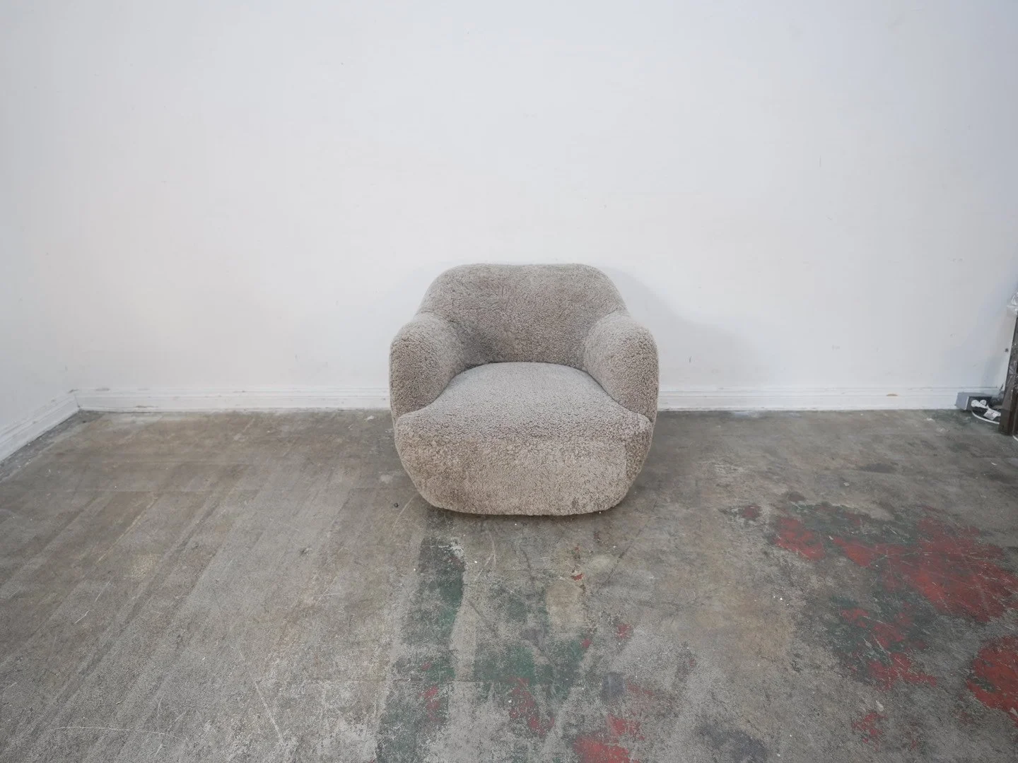Selkie Swivel Chair in Taupe Shearling