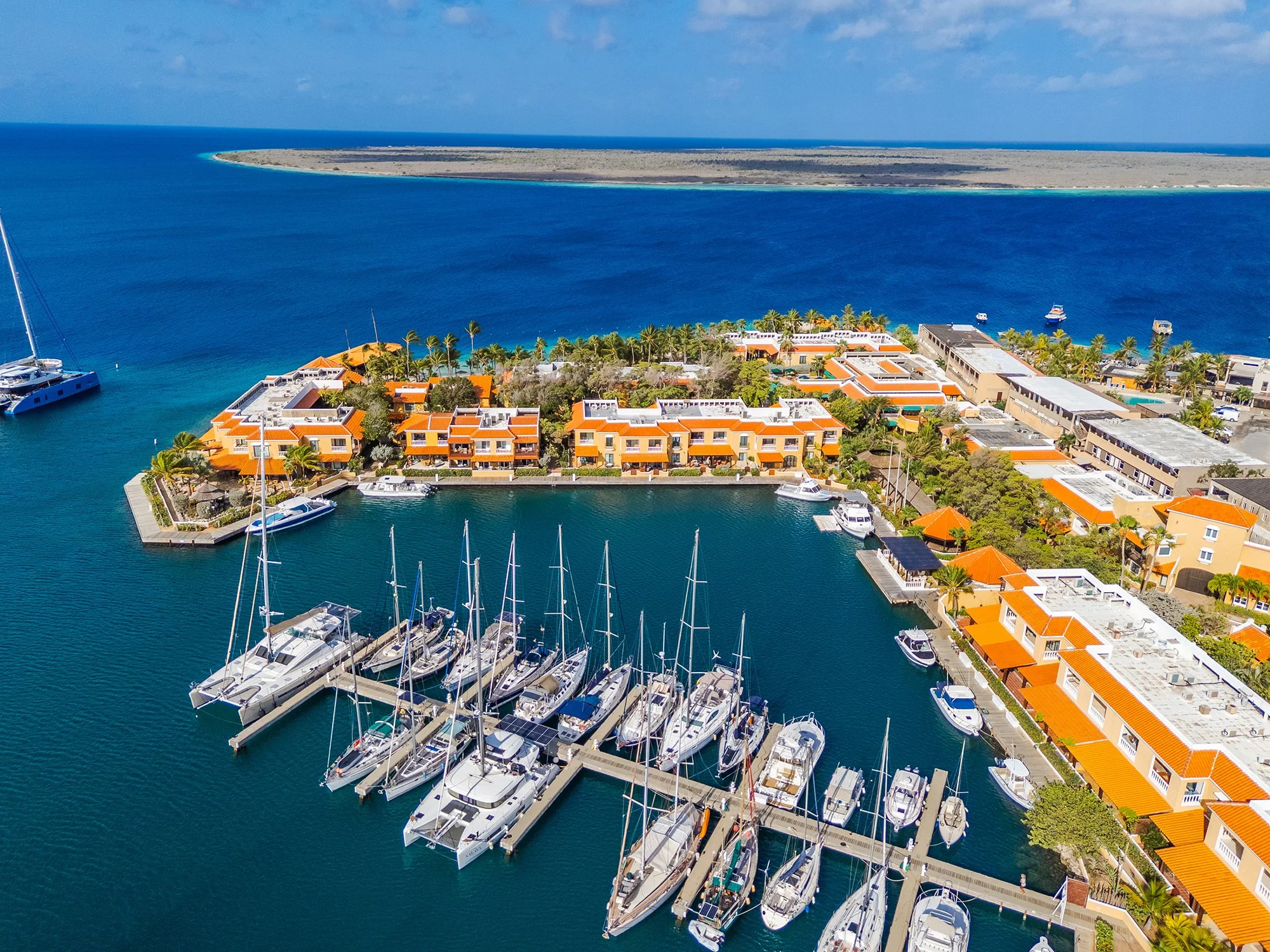 Harbour village-9web.jpg