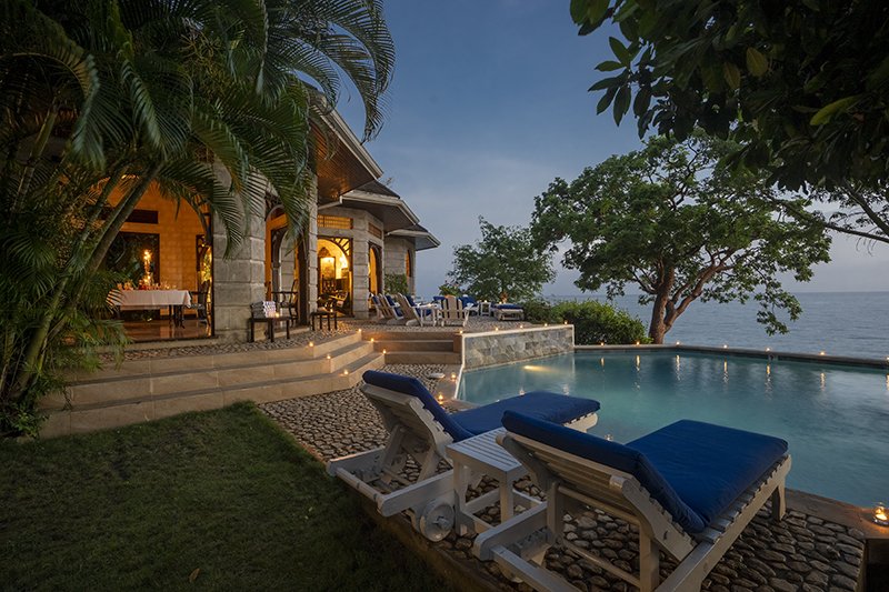 Jamaica: Bluefields Bay Villas and Suites