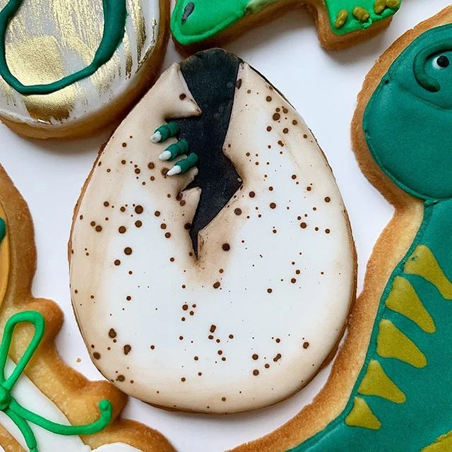 I hope these cookies make your baby shower DINO-mite!🦖
.
.
.
#cookies #frosting #bestcookiesever #yummy #sweettreats #denver #dessert #confections #decoratedcookies #customcookies #cookieart #local #shoplocal #royalicingcookies #royalicing #colorado