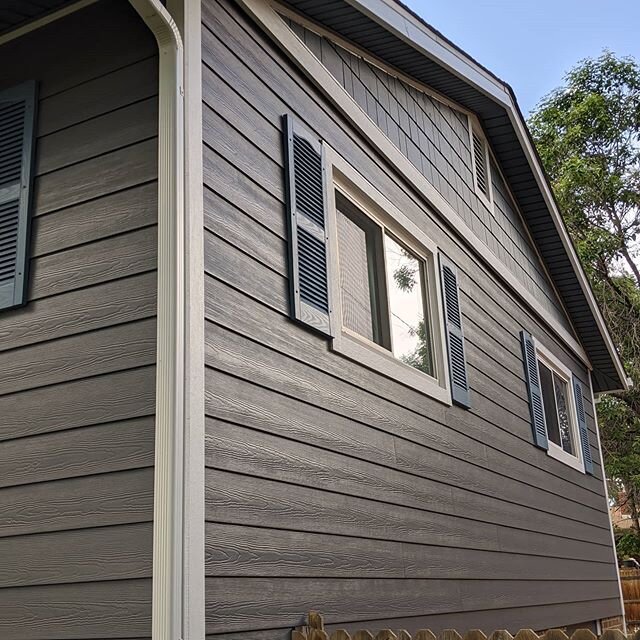 James Hardie Siding is the TOP selling siding in Colorado for good reason. We sure love helping our customers upgrade their homes with this beautiful product!! 😍

Here at #MyBuilderColorado we love helping make your Colorado Dream Home come to a rea