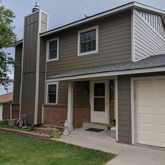 Another beautiful #JamesHardie
Color Plus Siding project. Look at this before &amp; after! 😍

Are you ready to upgrade your exterior? 
Here at #MyBuilderColorado we love helping make your Colorado Dream Home come to a reality. We can assist with:

N