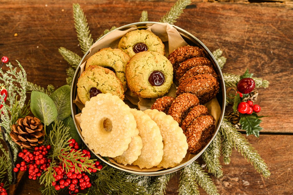 Holiday Cookie Tin.jpg