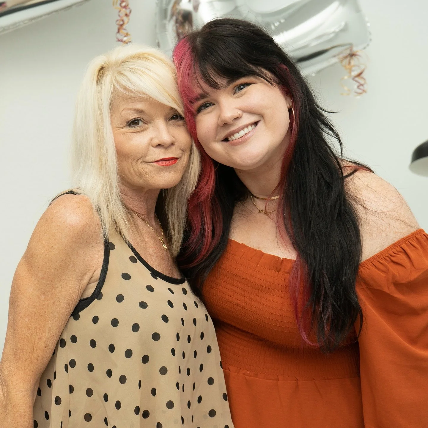 Mom, life won&rsquo;t be the same without you. But I pray you&rsquo;ve finally found peace for your beautiful soul. I love you so much. 

@atxfyi will be a bit quiet for&hellip; I don&rsquo;t know how long. 

Thank you for your respect and understand