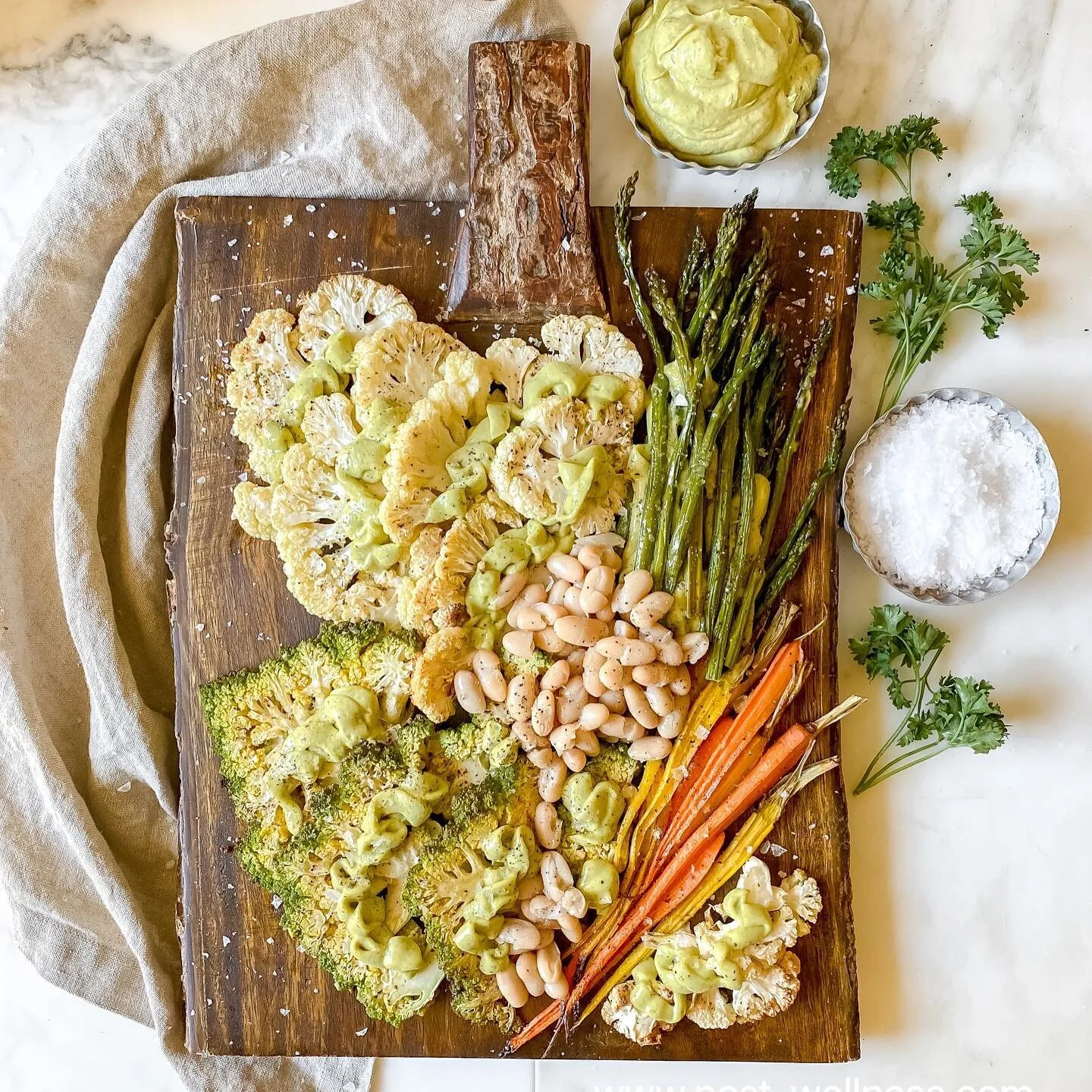 🥦this roasted vegetable and white bean salad was my most requested dish for lacrosse team dinners when my daughter was in high school⁠⁠
⁠⁠
🥕the vegetables can be roasted the night before, and the savory, lemony avocado dressing can be made ahead as
