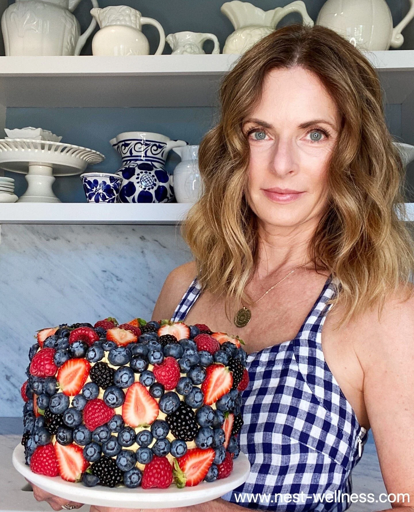 I will be taking a social media break for the next 2 weeks but I wanted to leave you with this Mixed Berry Cake⁠
⁠
I will be back July 19th ready to start our community functional medicine detox and share more nourishing meals with all of you⁠
⁠
In c