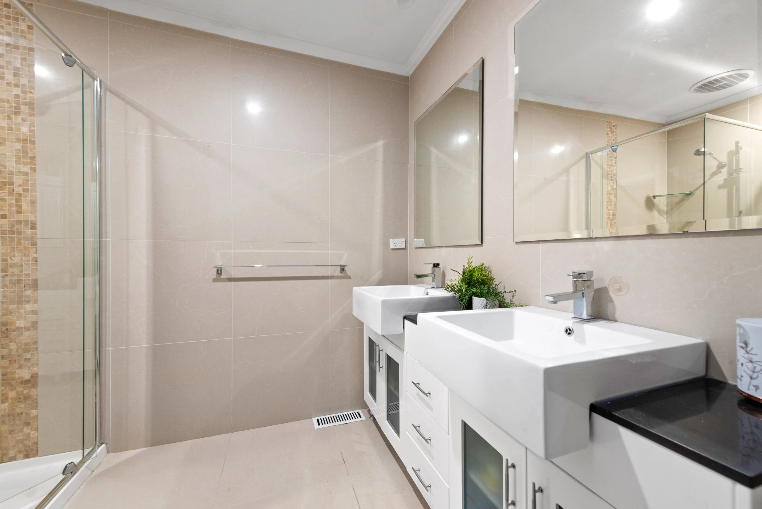 12 Blake Court, Mount Eliza (Print) (9 of 39).jpg