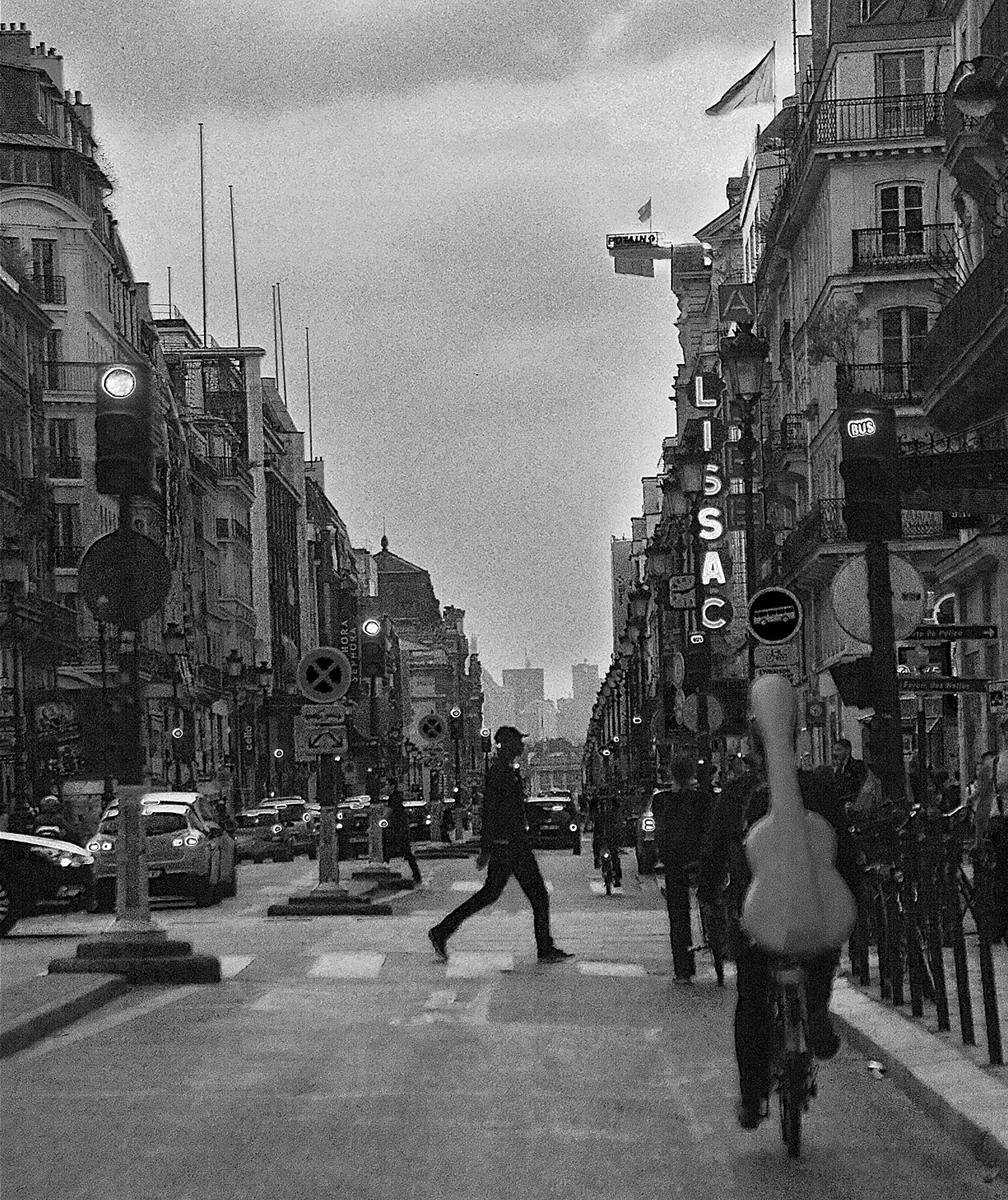 06_Streetcrossing.jpg