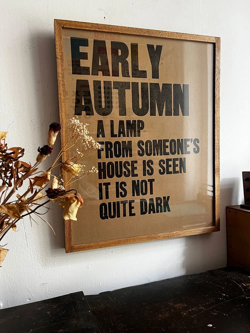 A-LAMP-FROM-SOMEONES-HOUSE-02.jpg
