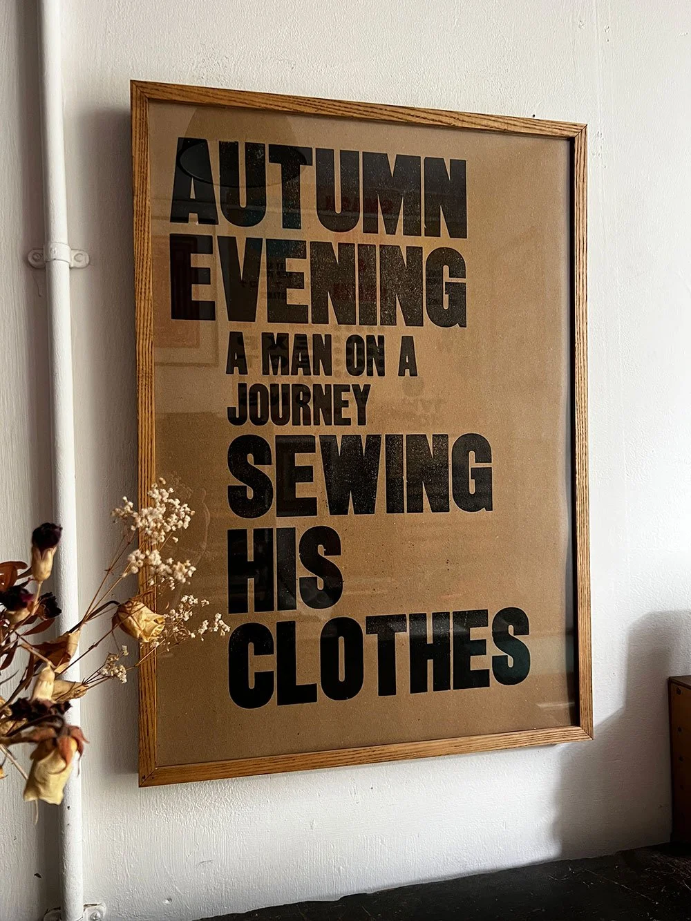 A-MAN-SEWING-HIS-CLOTHES-04.jpg